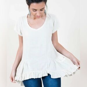 Heart's Desire by Mary Grace Zelda Top Cap Sleeve in Linen